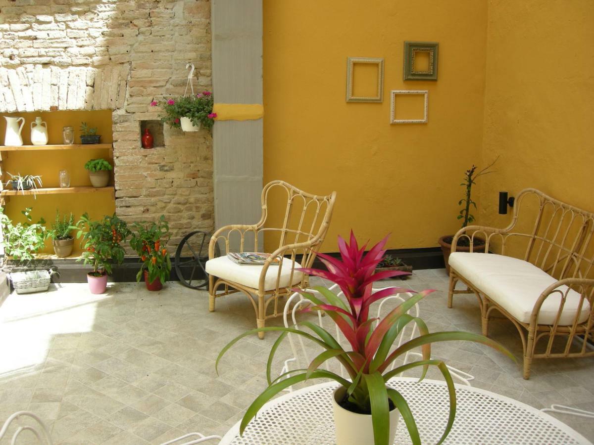 Апартаменты Terrazza Petroni Болонья Экстерьер фото